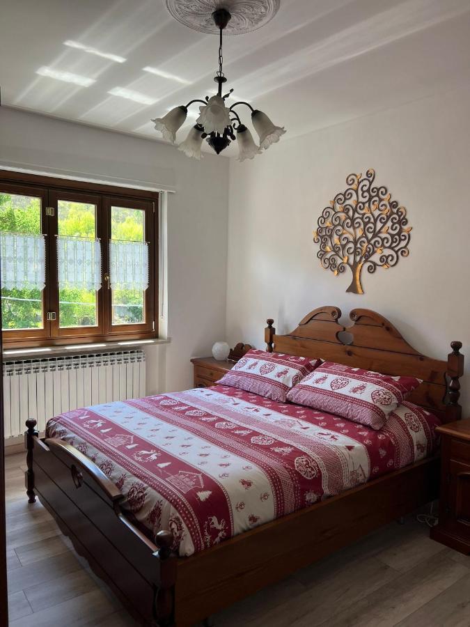 La Casa Di Sabi Apartman Locana Kültér fotó